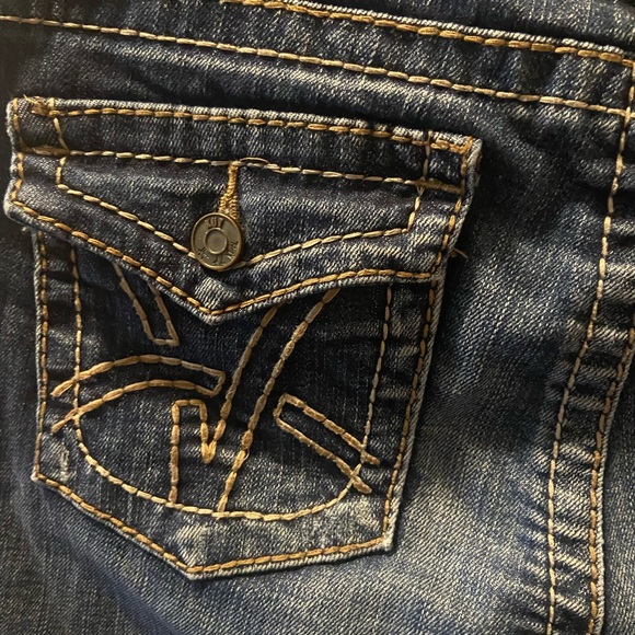 Kut from the Cloth Boyfriend Jean Shorts_6_Womens - Picture 8 of 8